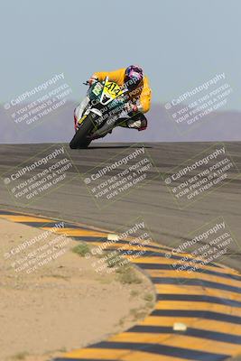 media/Oct-08-2023-CVMA (Sun) [[dbfe88ae3c]]/Race 3 Amateur Supersport Middleweight/